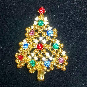 Eisenberg Holiday Tree